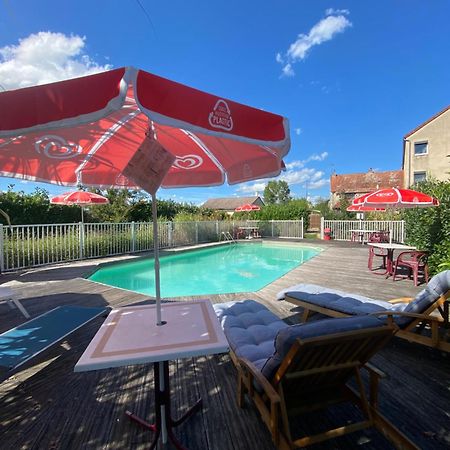 Hotel Restaurant La Place Malay  Екстер'єр фото