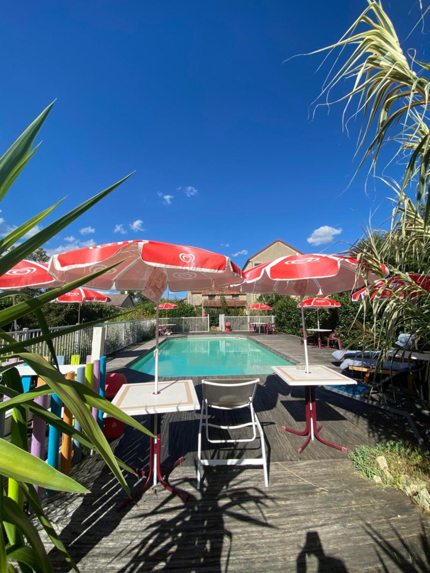 Hotel Restaurant La Place Malay  Екстер'єр фото